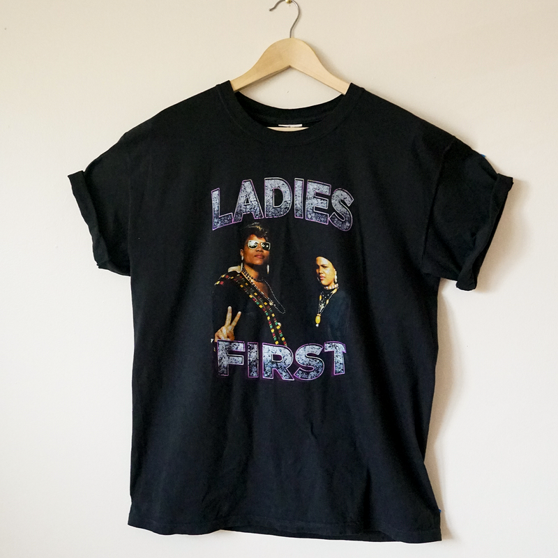 LADIES FIRST (UNISEX)