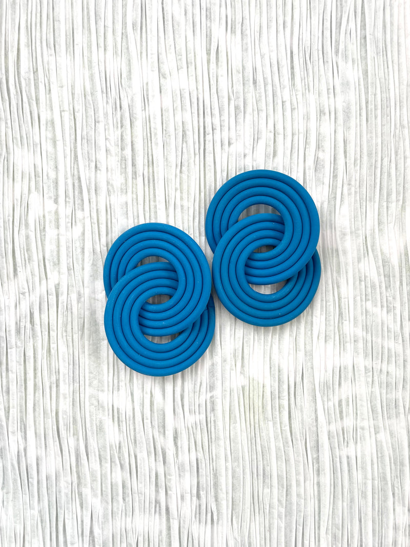 ANNETTE LINK’D EARRINGS (AZURE)